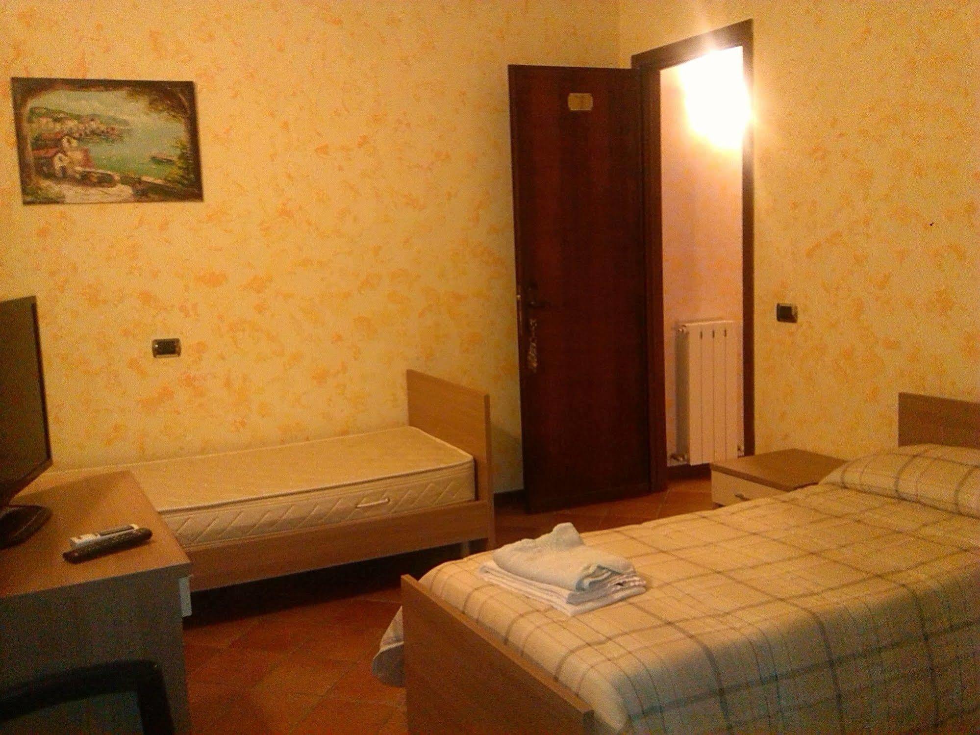 Affittacamere Il Granaio Лукка Экстерьер фото